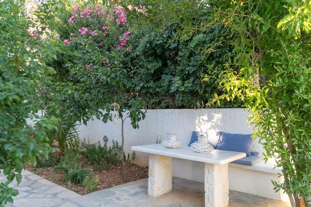 Blue Moon Apartments Makry Gialos  Exterior photo